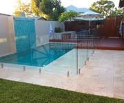 Frameless glass pool for home